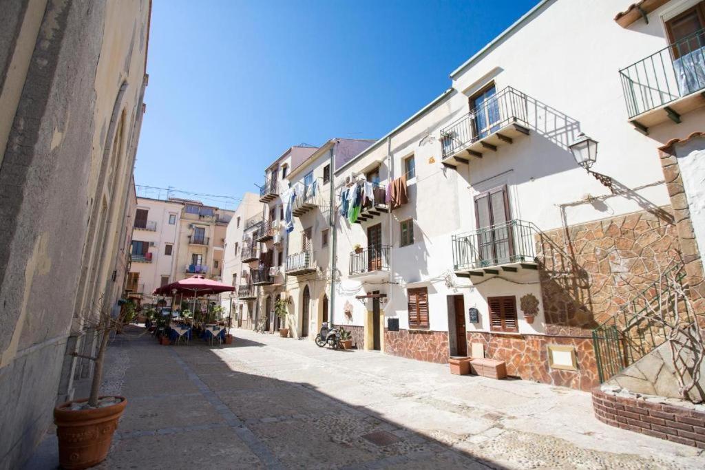 La Piazzetta Apartment Cefalu Exterior photo